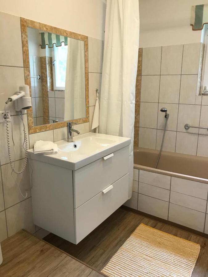 Sonnhuegel Apartments - Ferienwohnungen Faak am See Eksteriør billede